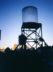 Looking up : Rachel Whiteread's water tower / edited by Louise Neri.
